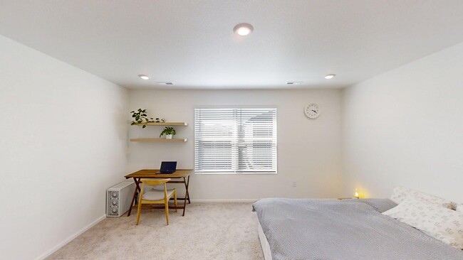 Building Photo - 13489 Waterthrush St