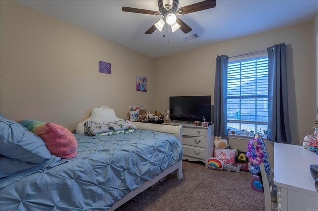 Building Photo - 820 Sunset Ct