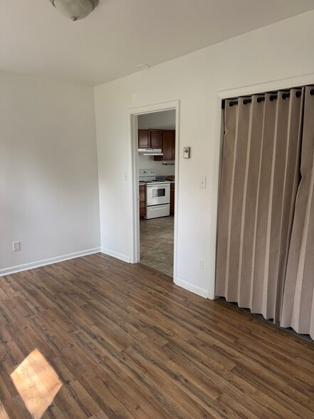 Bedroom - 211 Greenridge Rd