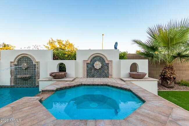 Building Photo - 16367 N 183rd Dr