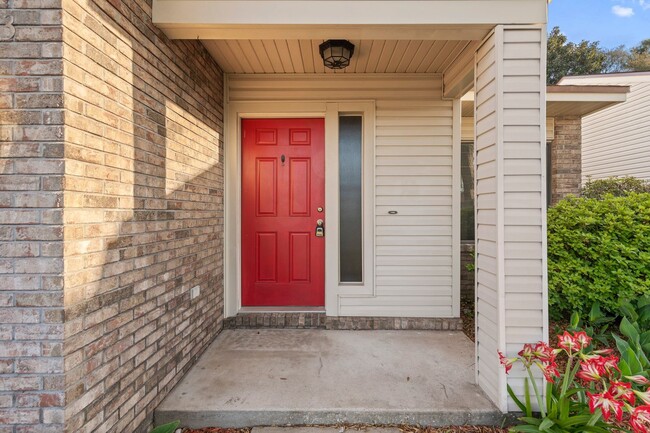 Building Photo - Great Home in Niceville!