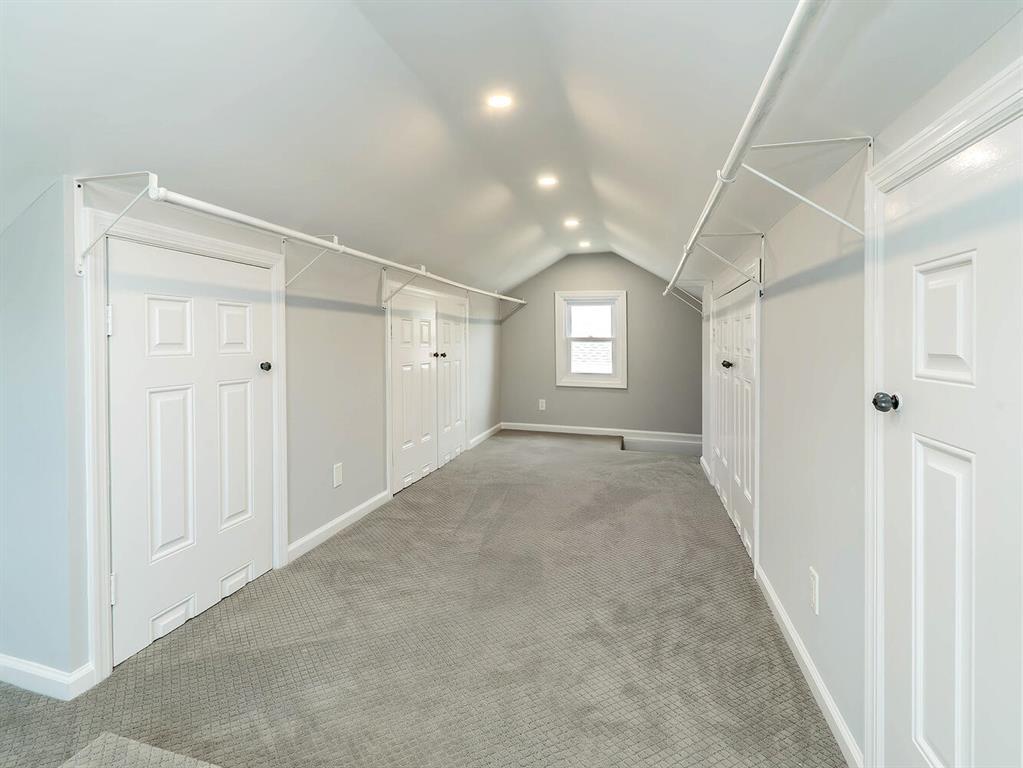 Building Photo - 33 Avenue B