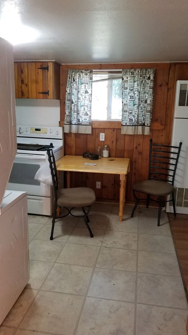 Building Photo - Cozy 1 Bed, 1 Bath home