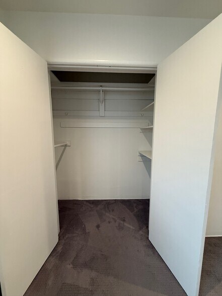 Walk In Closet - 811 S Catalina Ave
