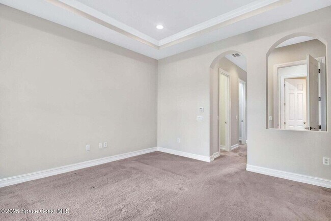 Building Photo - 6565 Arroyo Dr