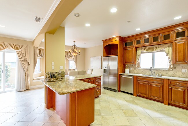 Building Photo - 1805 Speyer Ln