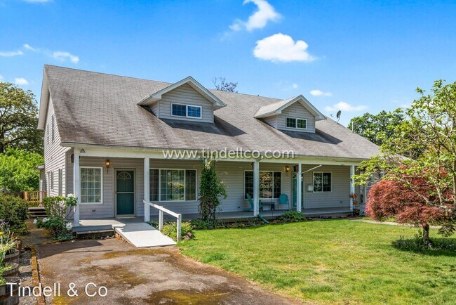 Building Photo - 7 br, 4.5 bath House - 6702 N Syracuse St.