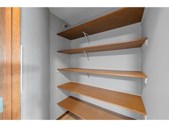 Building Photo - 121 Washington Ave S