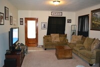 Building Photo - Court St Duplex