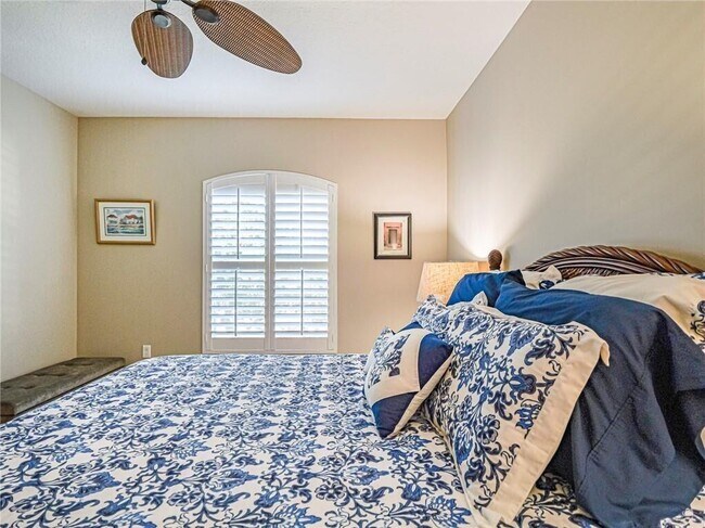 Building Photo - 5095 Fairways Cir