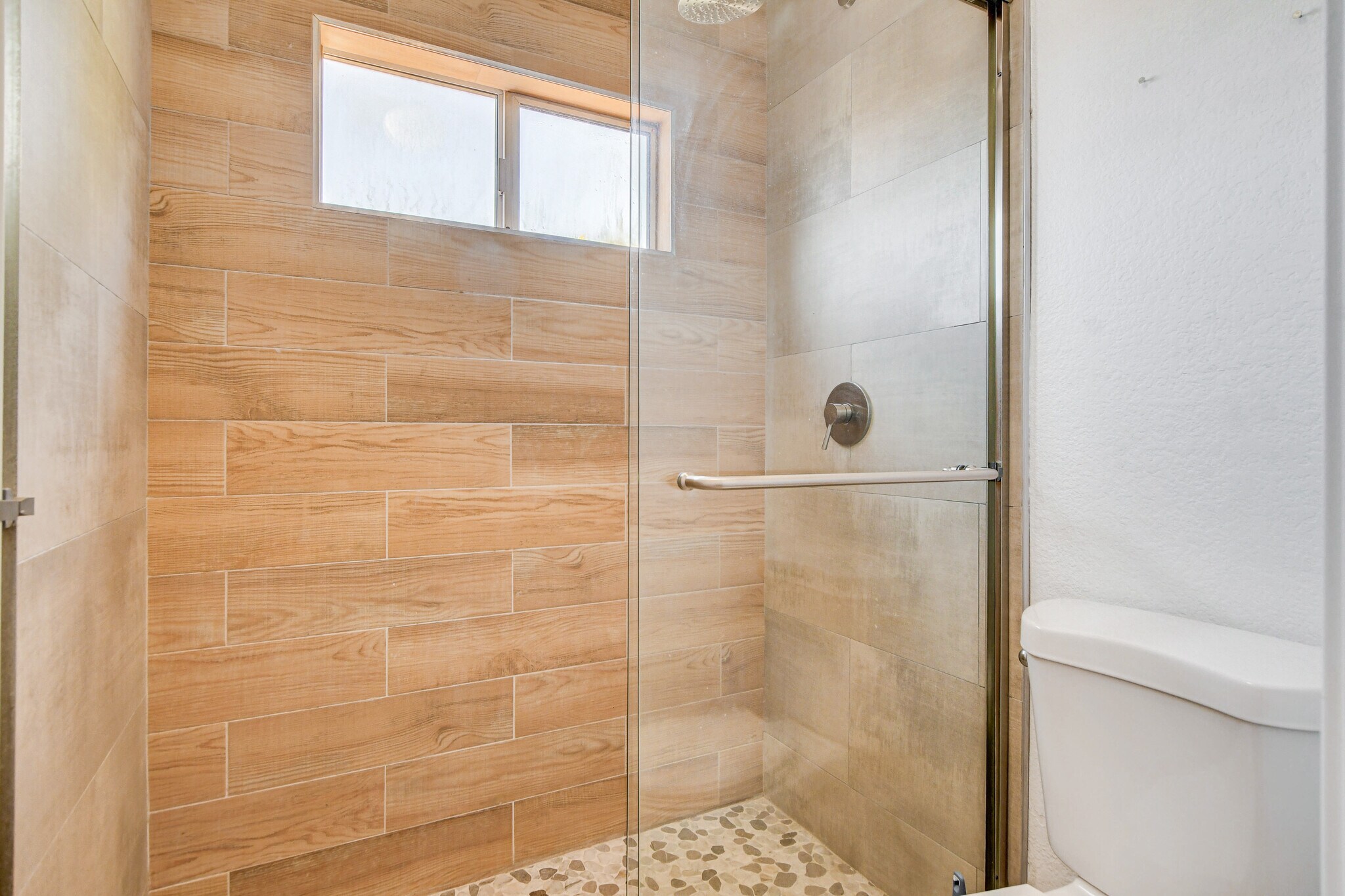 Building Photo - 1661 Cloister Ave