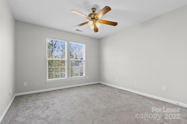 Building Photo - 5006 Rosewater Ln