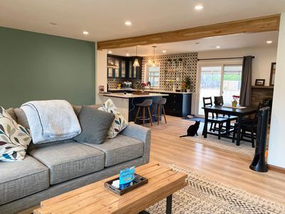 Building Photo - 209 Princeton Rd