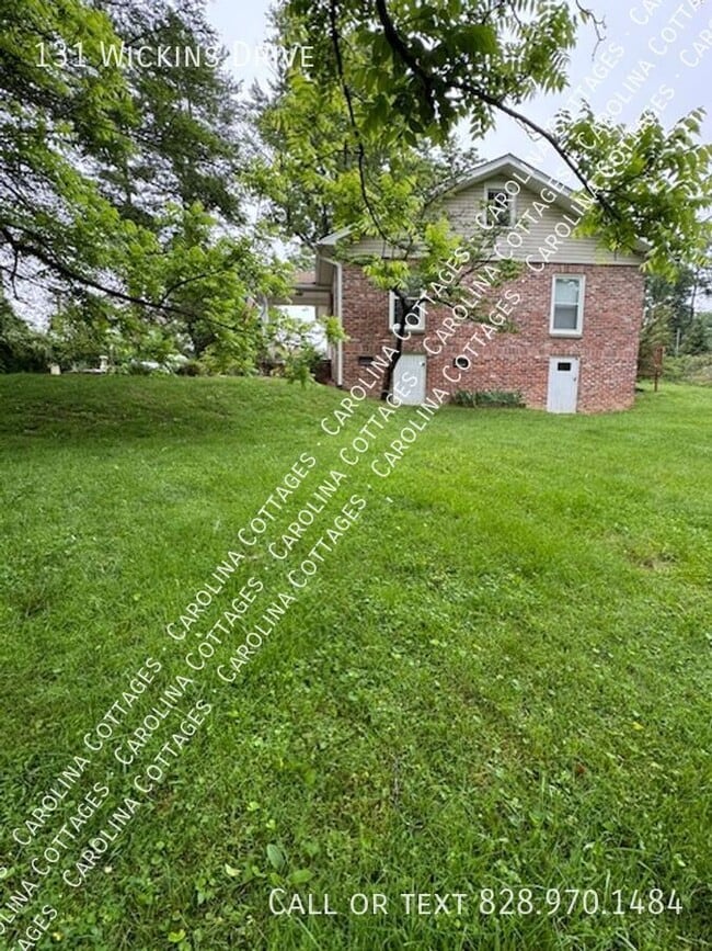 Building Photo - 131 Wickins Dr