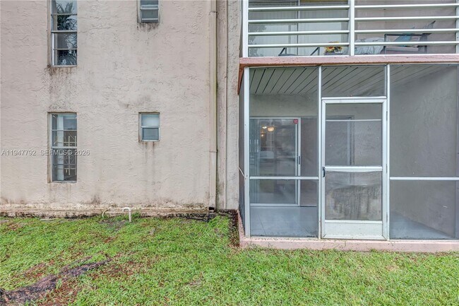 Building Photo - 2800 NW 56th Ave