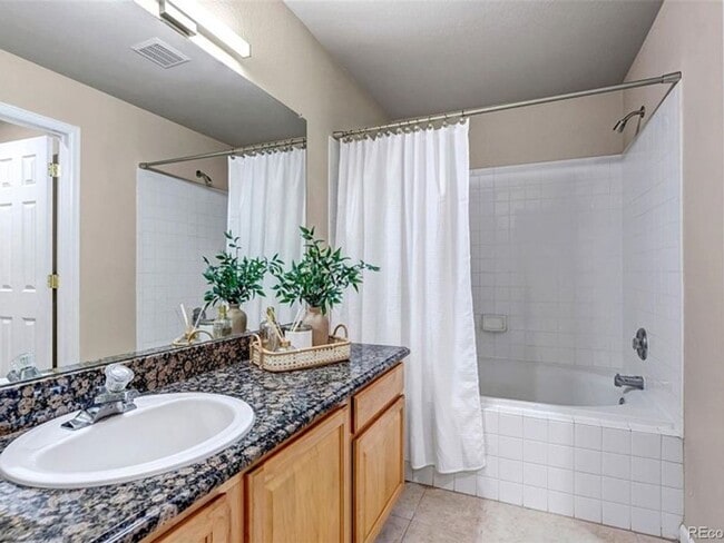 Building Photo - Well Maintained and Clean Home for Rent- Cherry Creek School District- 80015