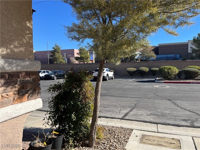 Building Photo - 10085 Malibu Creek Ct