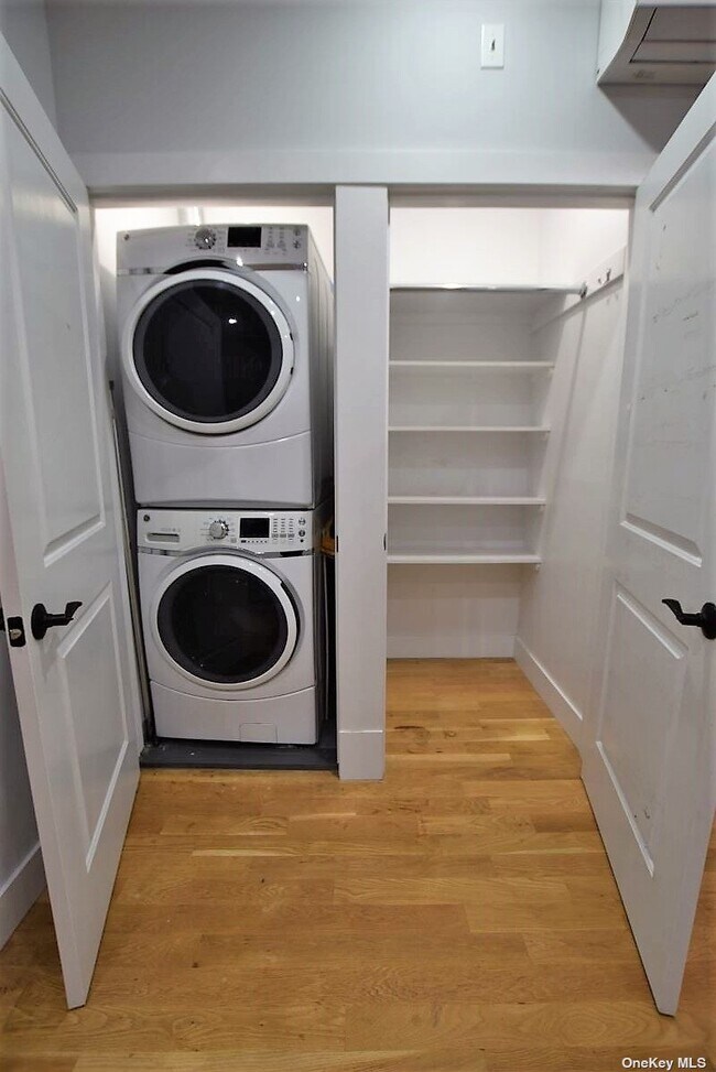 Building Photo - 48-54-54 46th St