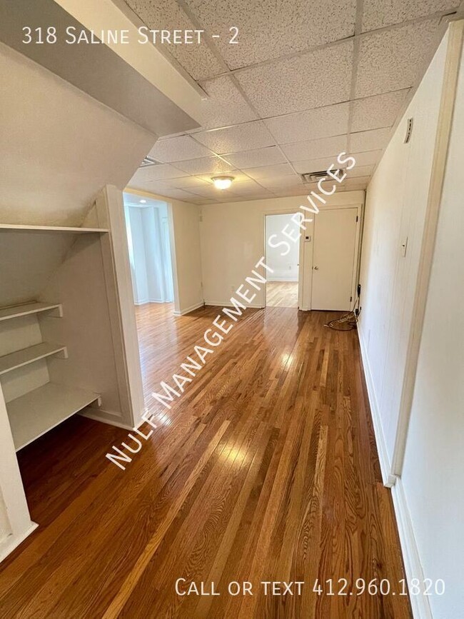 Building Photo - 2 Bed, 1 Bath unit near Oakland