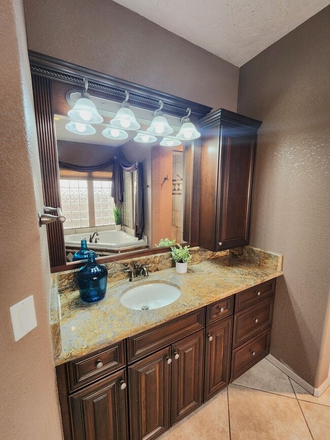 Building Photo - 3635 Arroyo Verde St