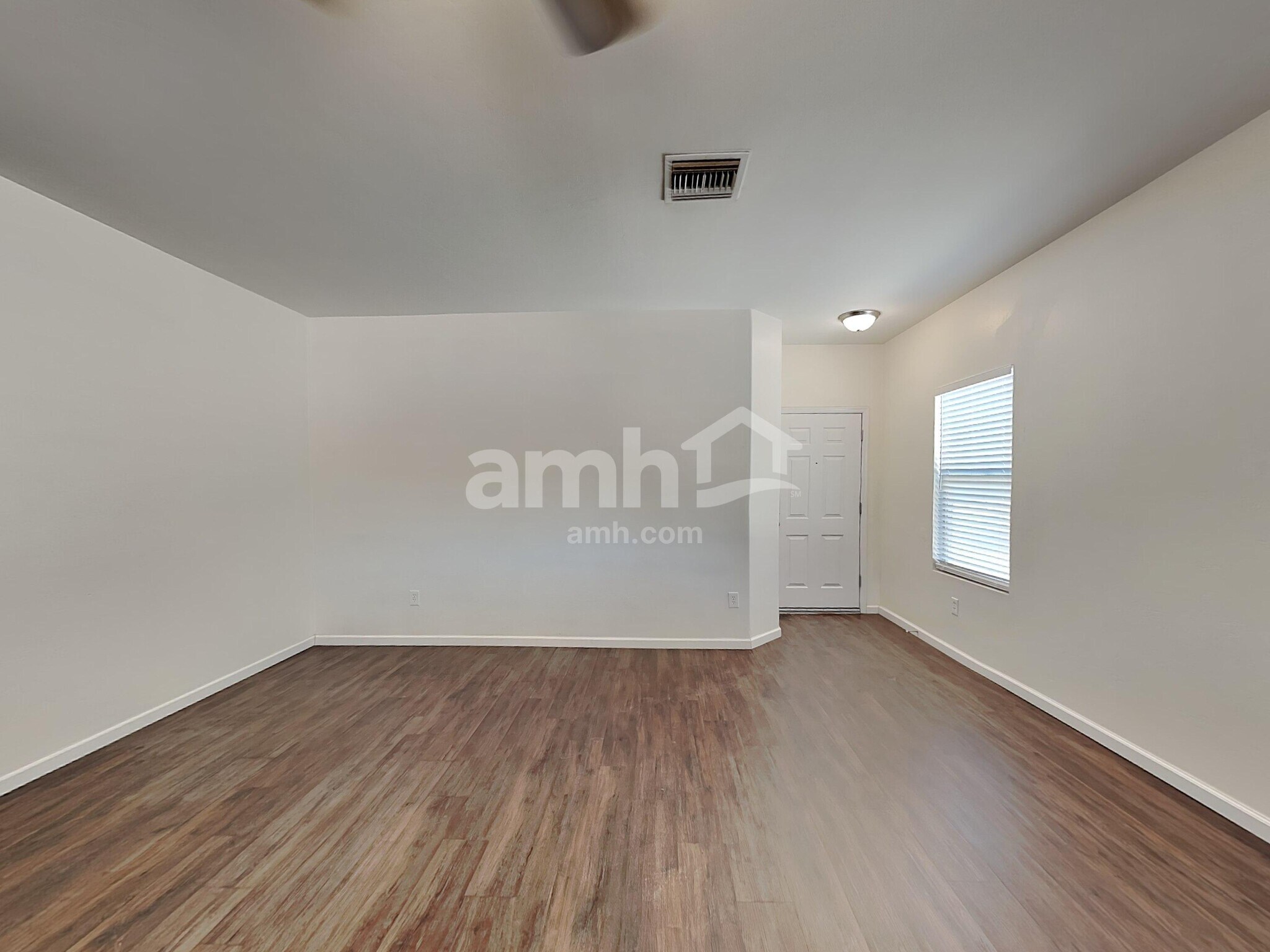 Building Photo - 11320 Harvester