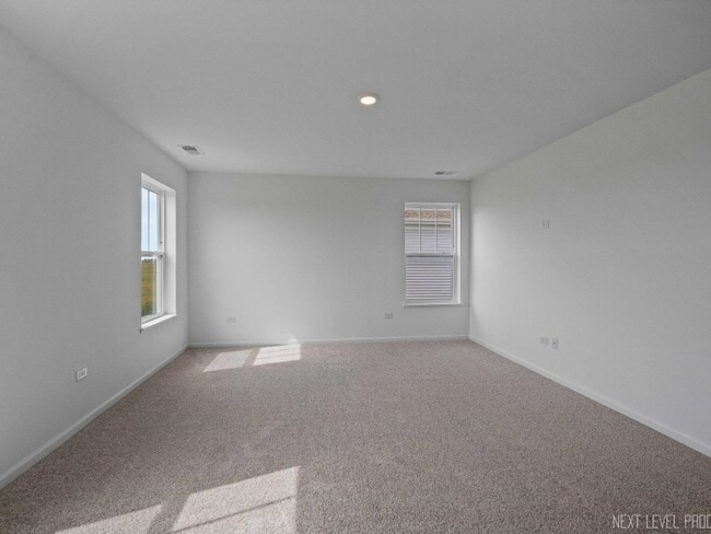 Building Photo - 25715 W Yorkshire Dr