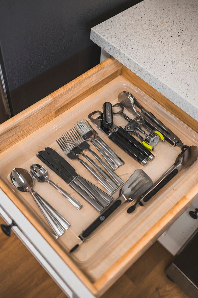 Building Photo - 1519 Walnut Ave