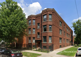 Building Photo - 2701 N St Louis Ave