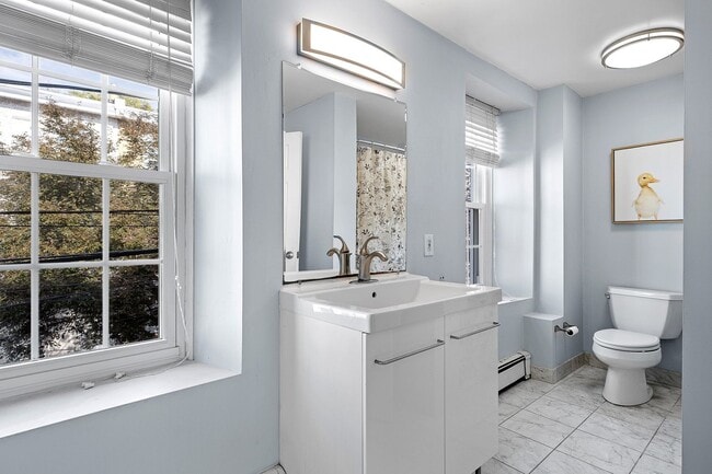 Building Photo - 147 East St