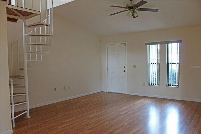 Building Photo - 252 Granite Dr