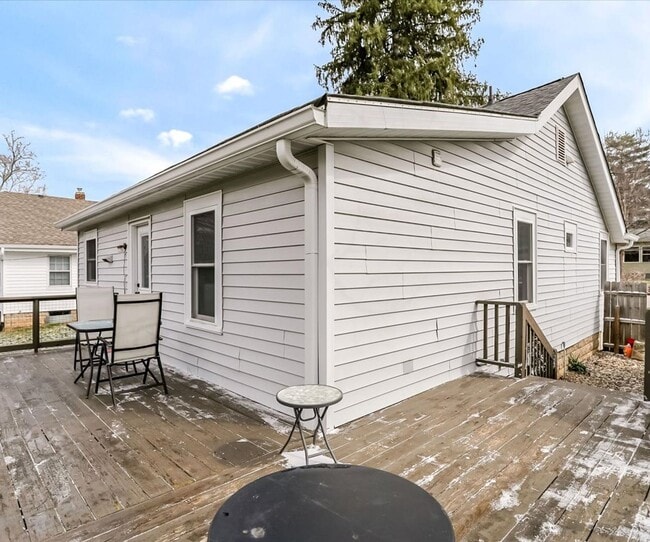 Building Photo - New Listing Available August 24, 2026.  Monthly rent $2,250