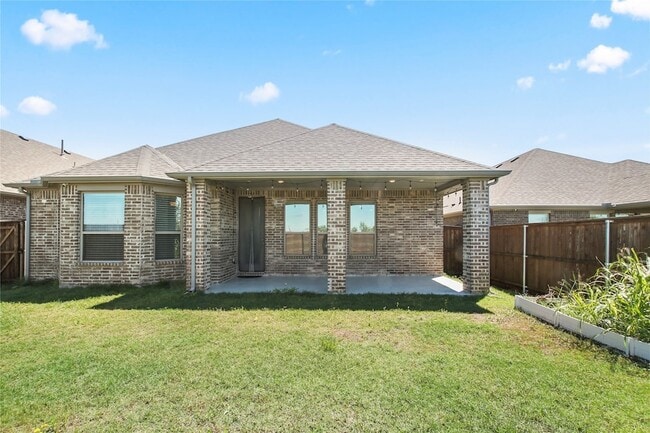 Building Photo - 3121 Sunnyside Dr