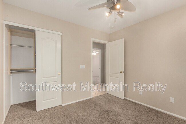 Building Photo - 29628 N Candlewood Dr