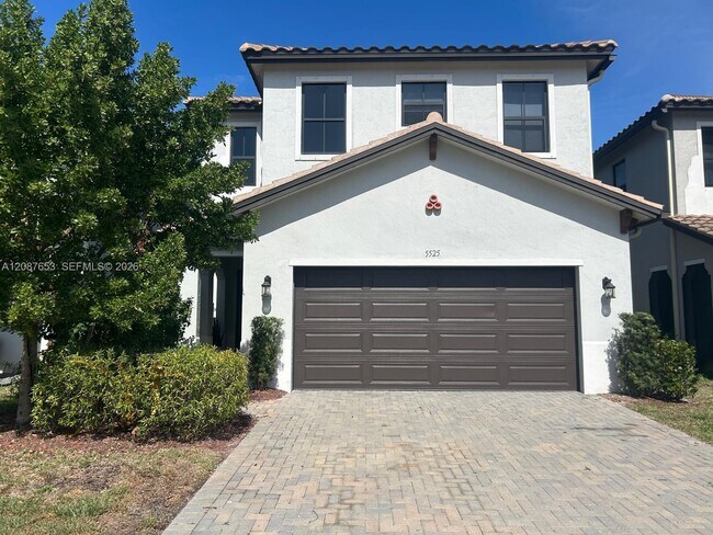 Building Photo - 5525 Agostino Way