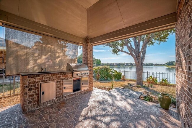 Building Photo - 11335 Overland Trail Dr