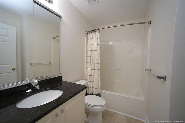 Building Photo - 9506 Dellbrook Ct