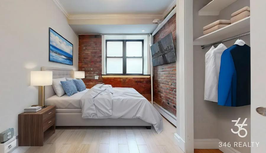 Building Photo - East 25th Street