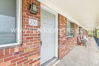 Building Photo - 10301 Medallion Dr