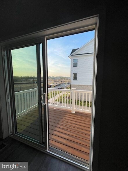 Building Photo - 10622 Meridian Hill Way