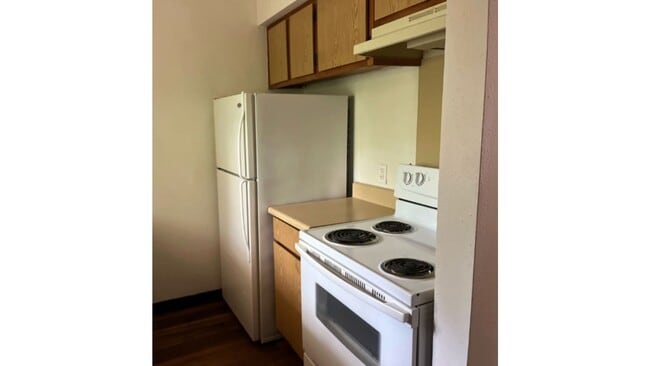 Building Photo - 300 Cobb Mill Rd