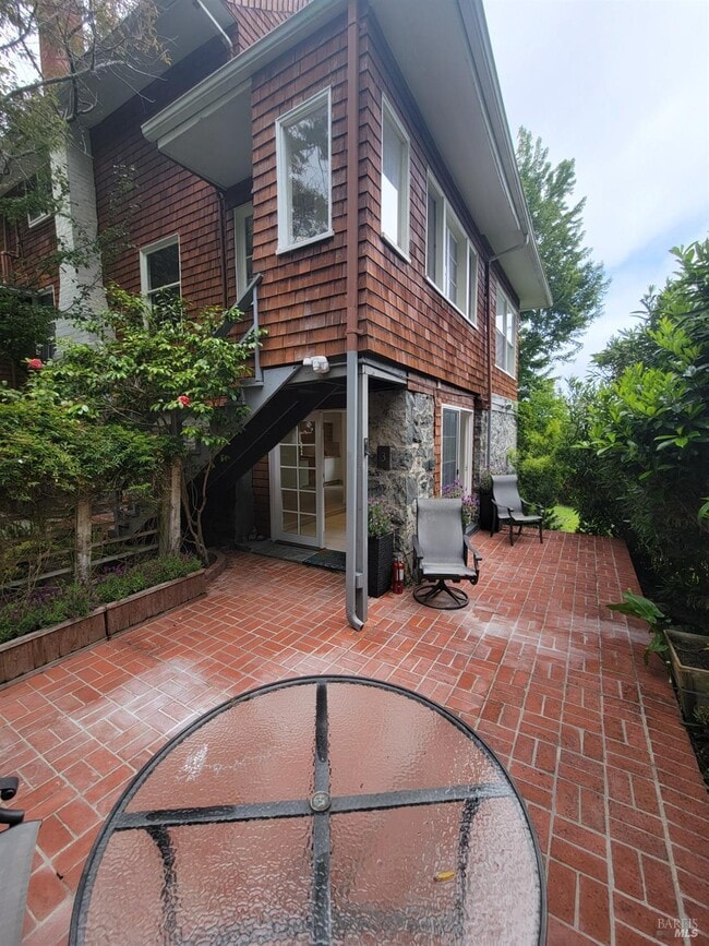 Building Photo - 346 Corte Madera Ave