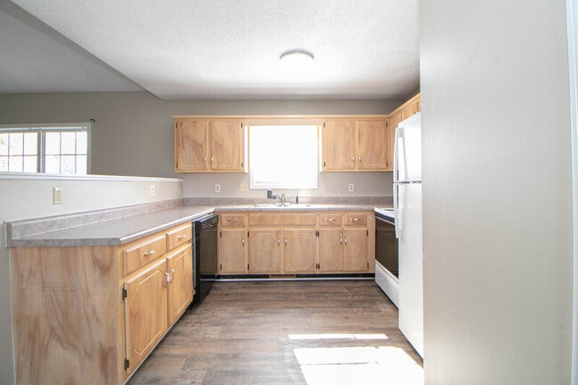 Building Photo - 2009 Timberline Cir