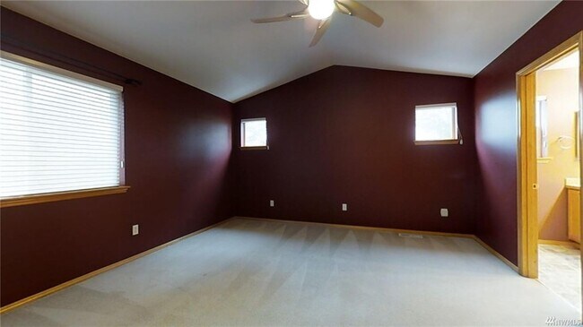 Building Photo - 1476 Bobs Hollow Ln