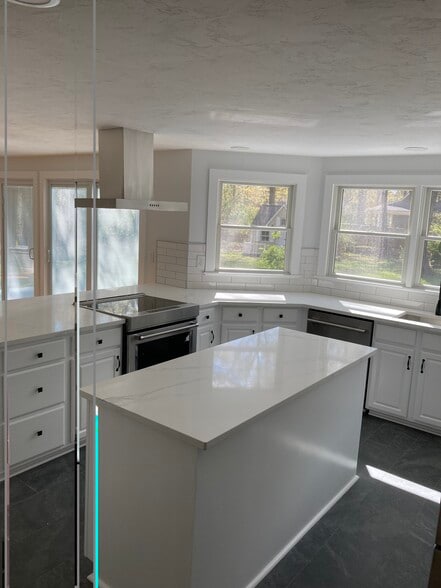 Kitchen - 2 Sea Pines Ln