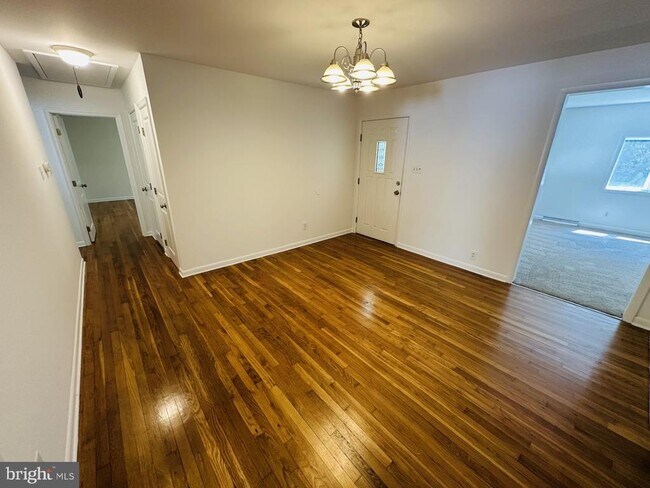 Building Photo - 2510 Davidsonville Rd