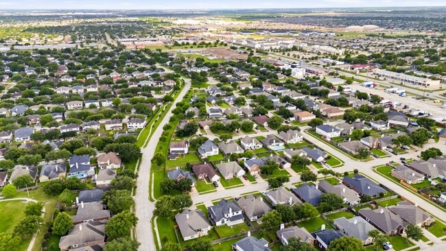 Building Photo - 3906 Tigris Ridge Dr