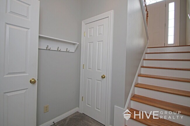 Building Photo - Golf Course Living with Spacious Comfort Inside & Out!