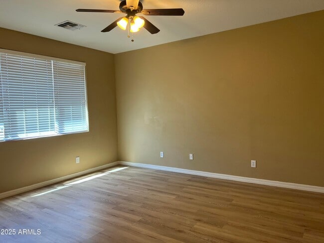 Building Photo - 6734 W Blackstone Ln