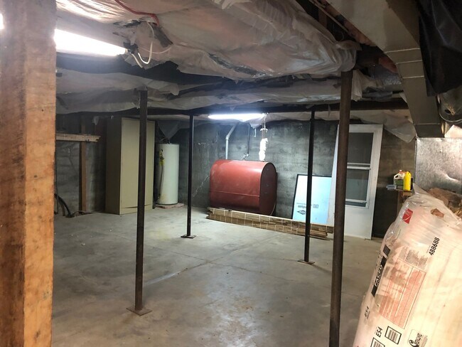 Building Photo - 303 North First Street