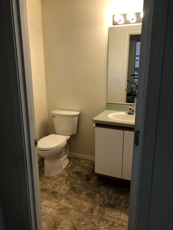 Building Photo - 550 NE Negus Loop